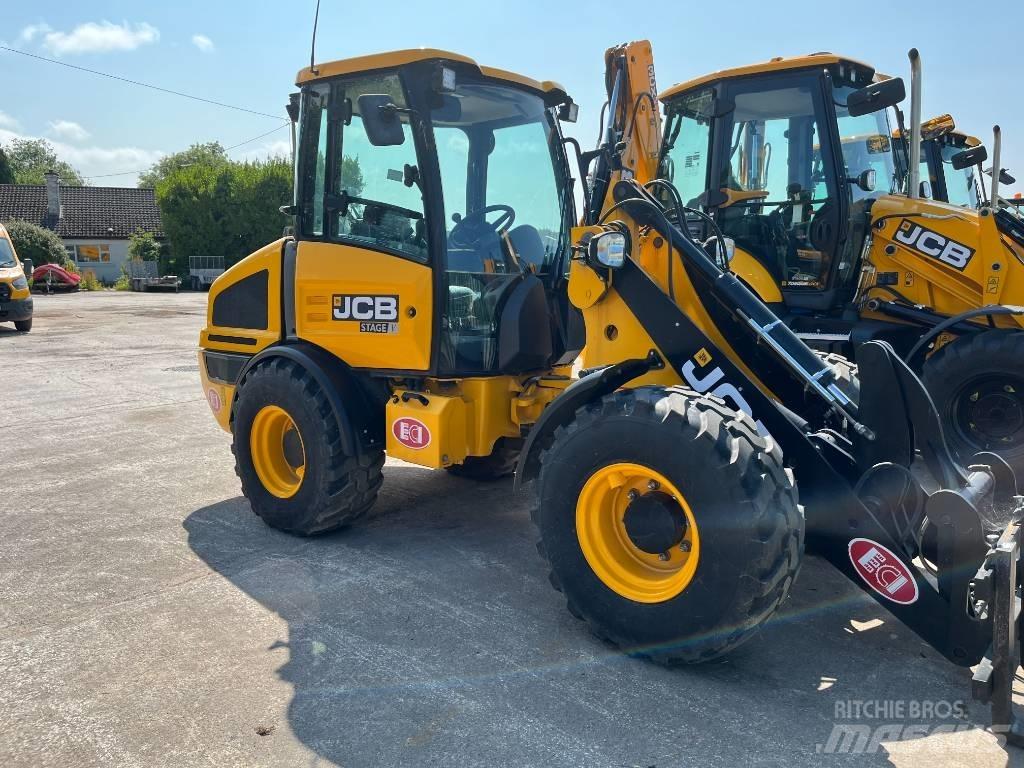 JCB 407 agri demo Traktorid