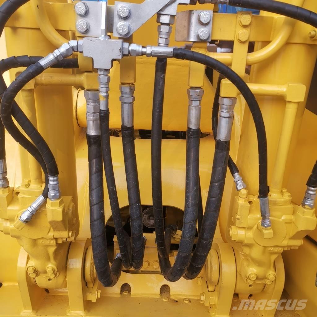 Komatsu PC 130 Roomikekskavaatorid