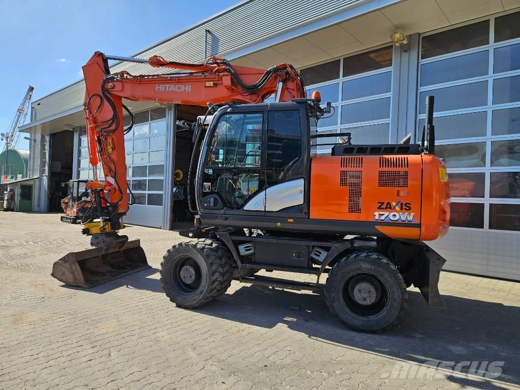 Hitachi ZX170W-6 Ratasekskavaatorid