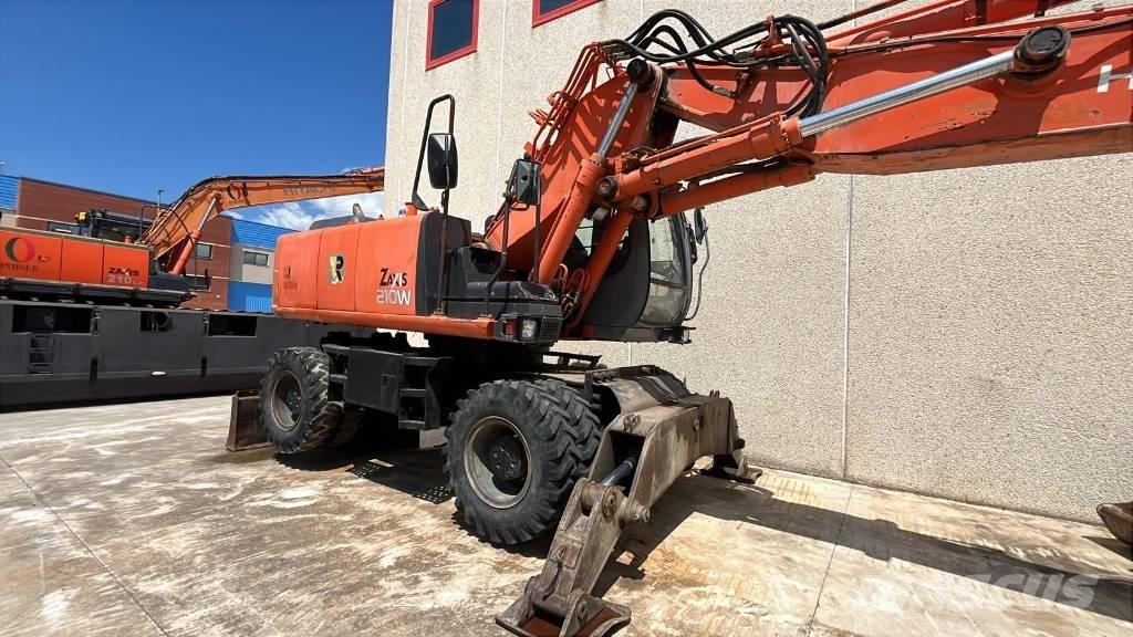 Hitachi ZX 210 W Ratasekskavaatorid