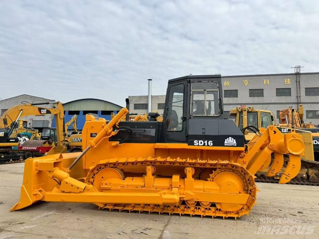 Shantui SD 16 Buldooserid
