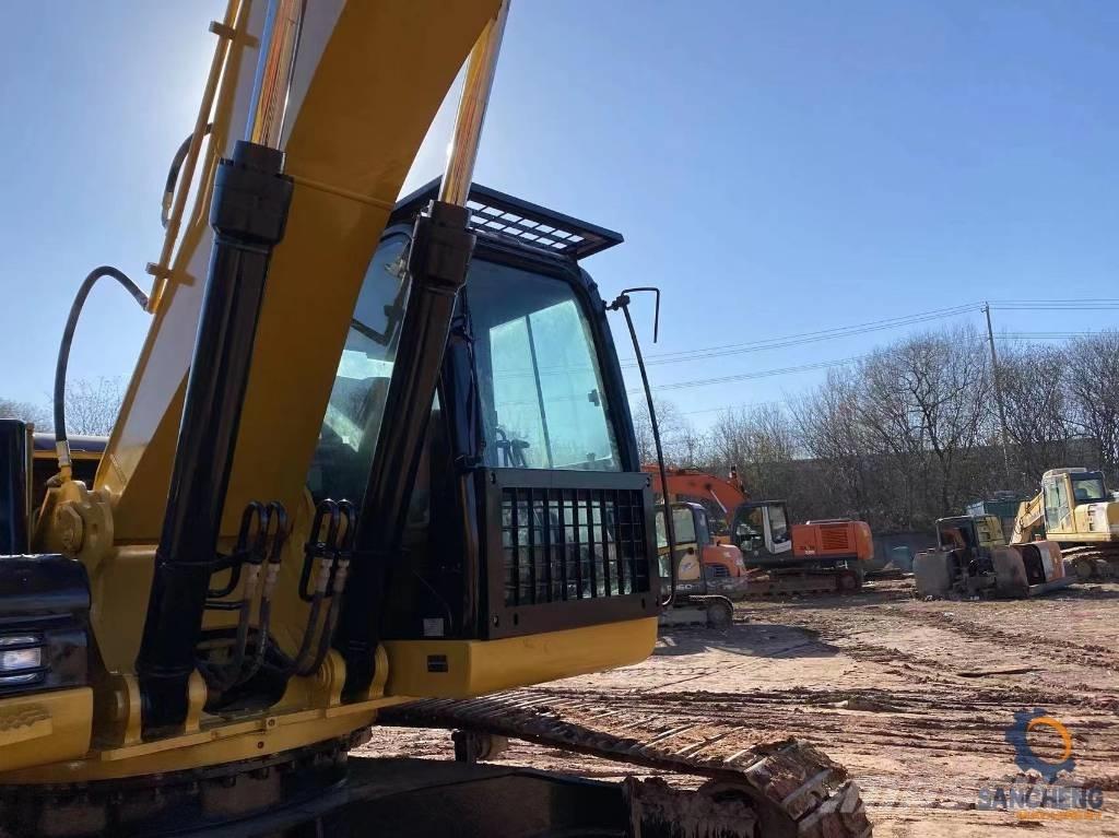 CAT 325D Roomikekskavaatorid