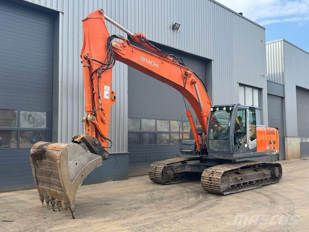 Hitachi ZX210LC-3 Roomikekskavaatorid