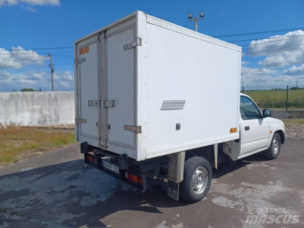 Toyota Hilux Madelkaubikud