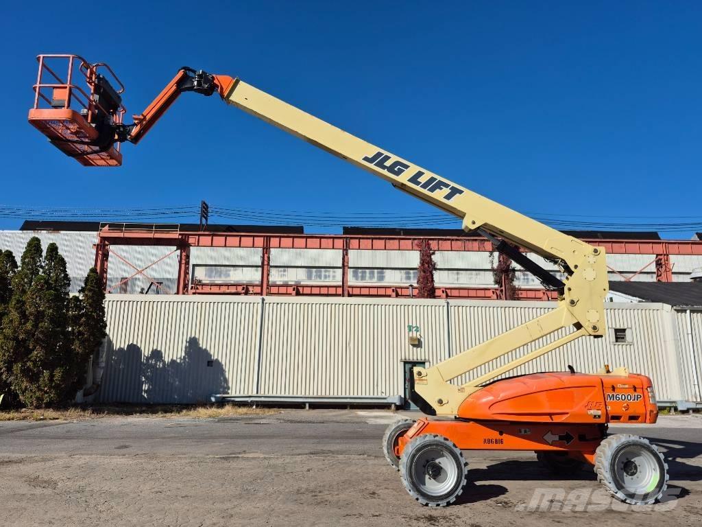 JLG M 600 JP Iseliikuvad poomtõstukid