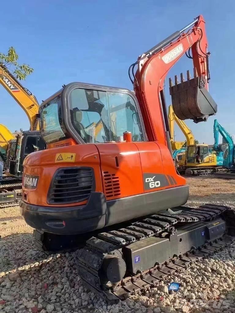 Doosan DX 60-9 Miniekskavaatorid < 7 t