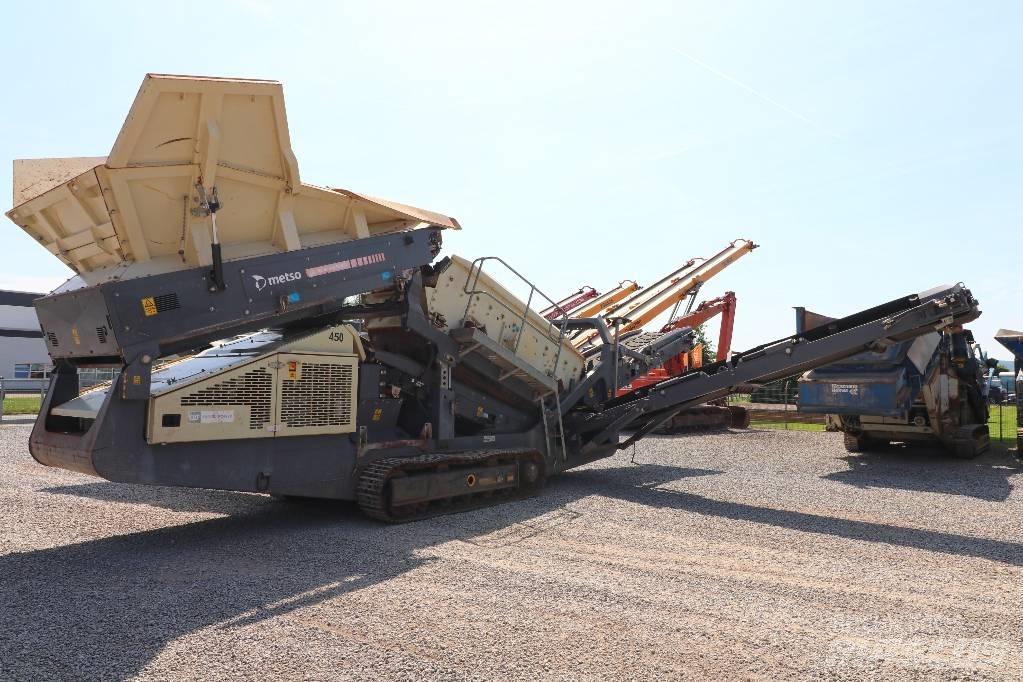 Metso S 2.5 Iseliikuvad sõelad