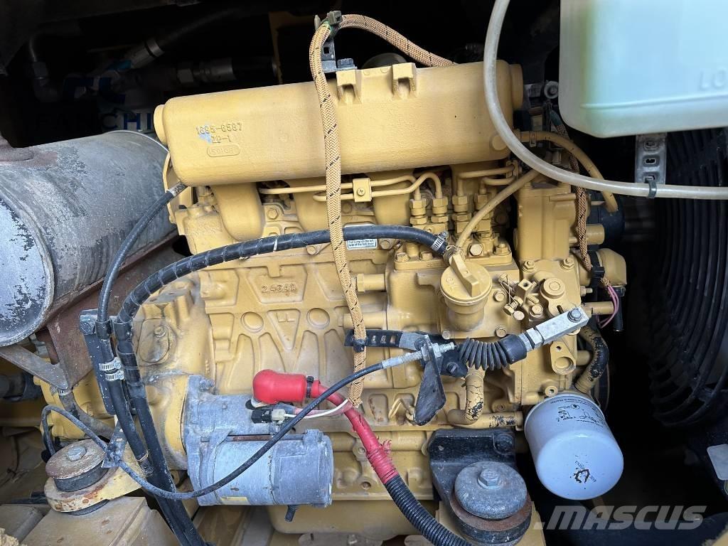 CAT 306E2 Roomikekskavaatorid