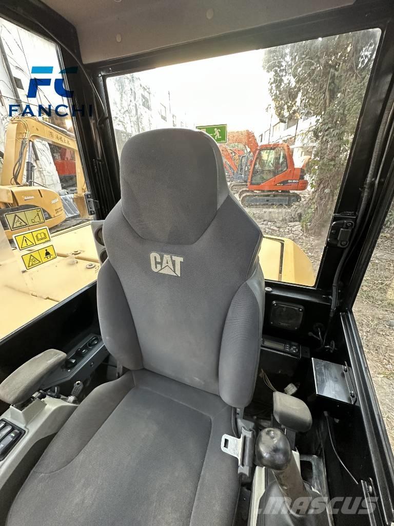 CAT 306E2 Roomikekskavaatorid