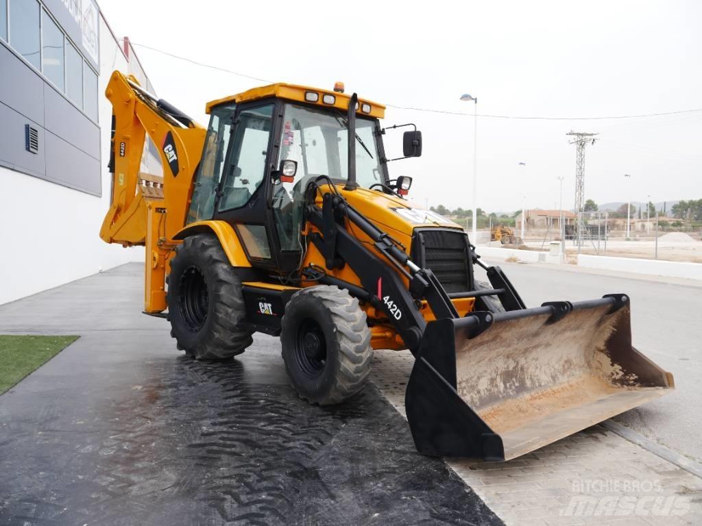CAT 442 D Ekskavaatorlaadurid