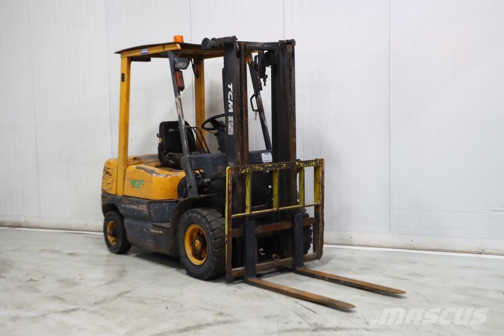 TCM FD25Z5 Diiseltõstukid