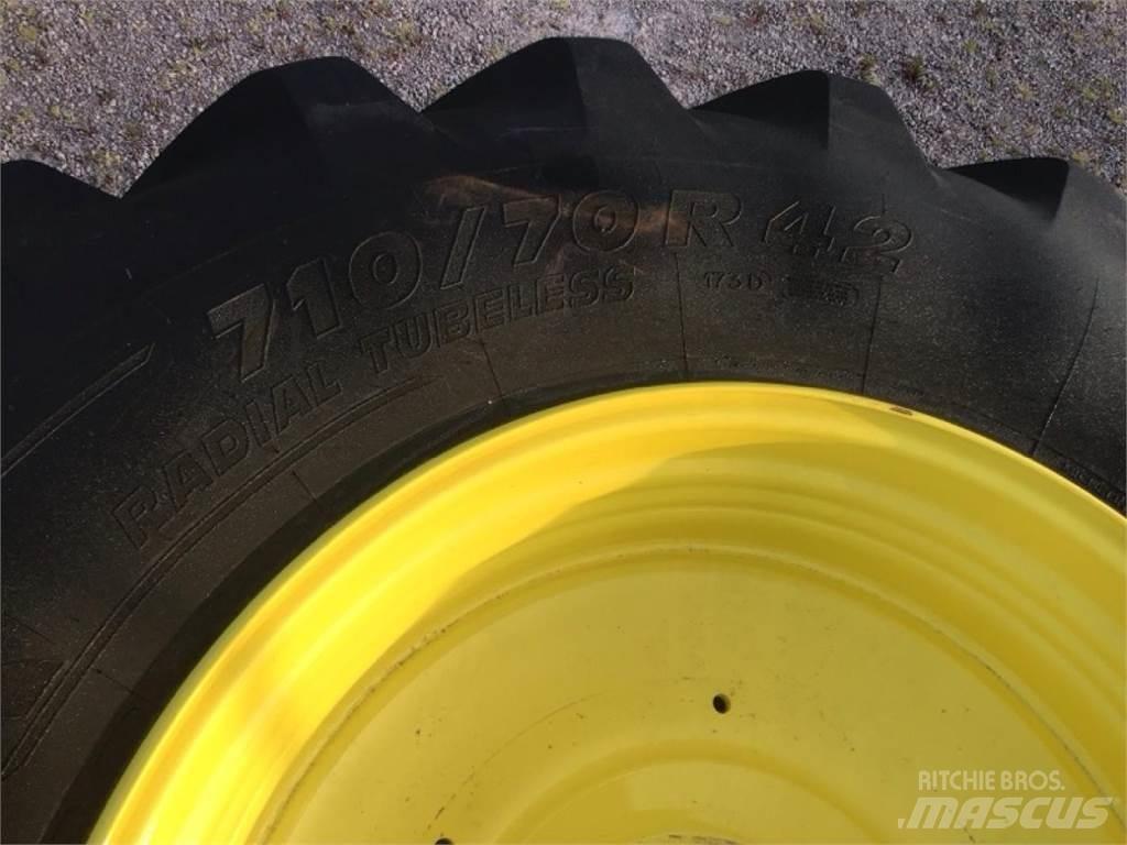 Michelin 710/70R42 Rehvid, rattad ja veljed