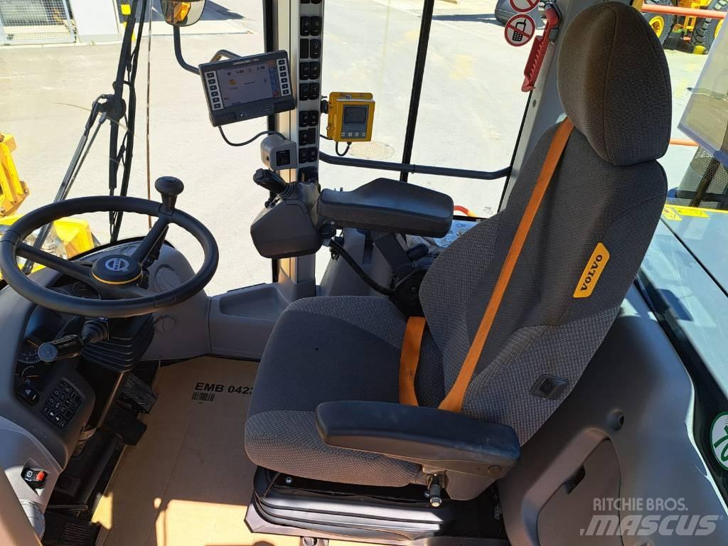 Volvo L 220 H Rataslaadurid