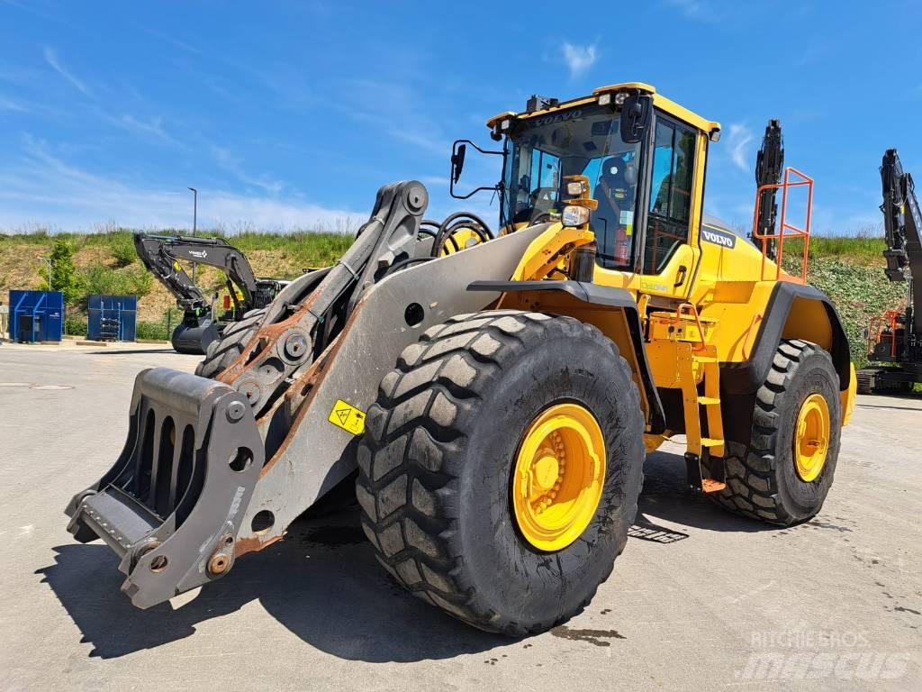 Volvo L 220 H Rataslaadurid