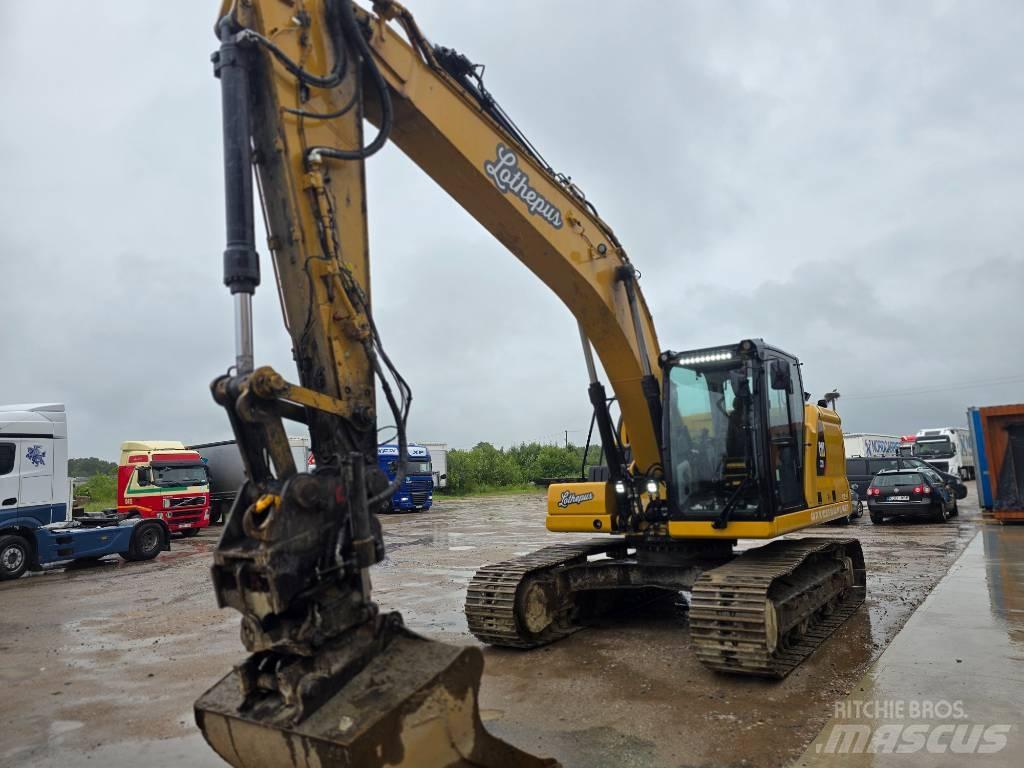 CAT 320 Roomikekskavaatorid