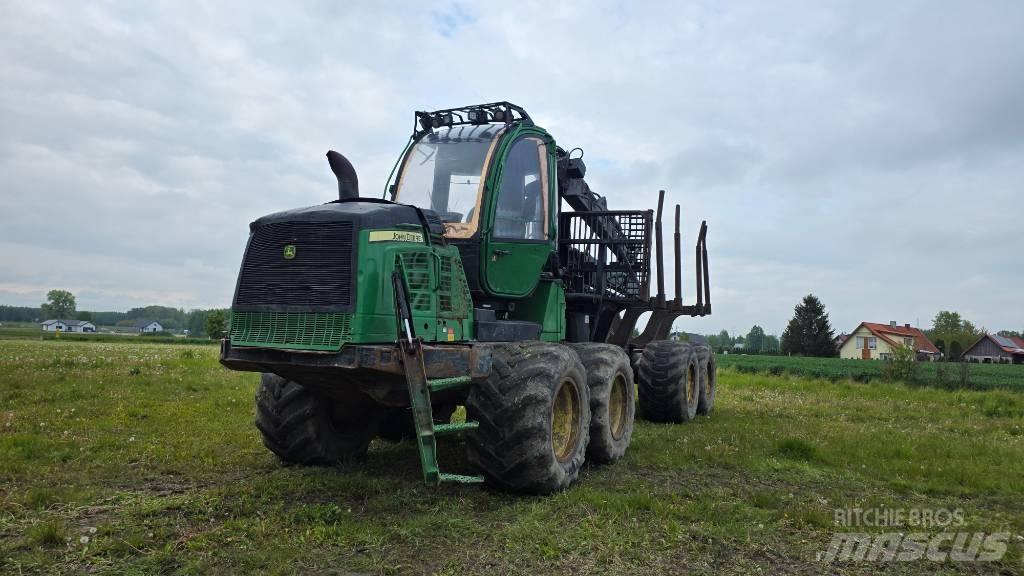 John Deere 1210 E Forwarderid