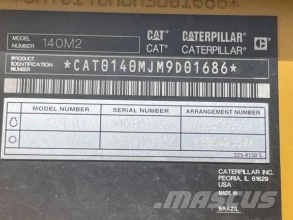 CAT 140 M 2 Greiderid