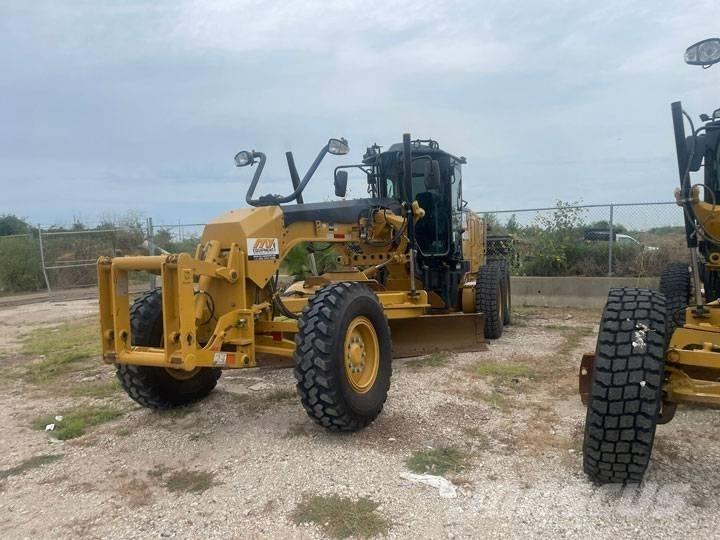 CAT 140 M 2 Greiderid