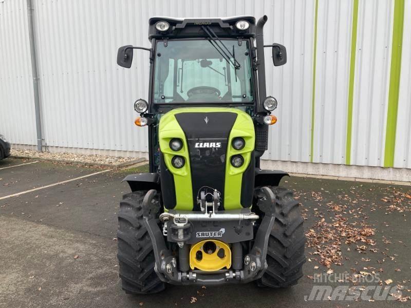CLAAS NEXOS 240 M Traktorid
