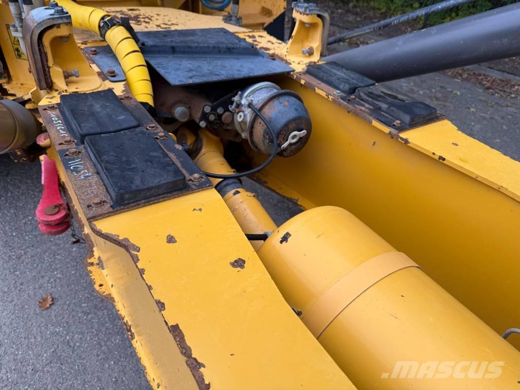 Volvo A25D Liigendraamiga pinnaseveokid