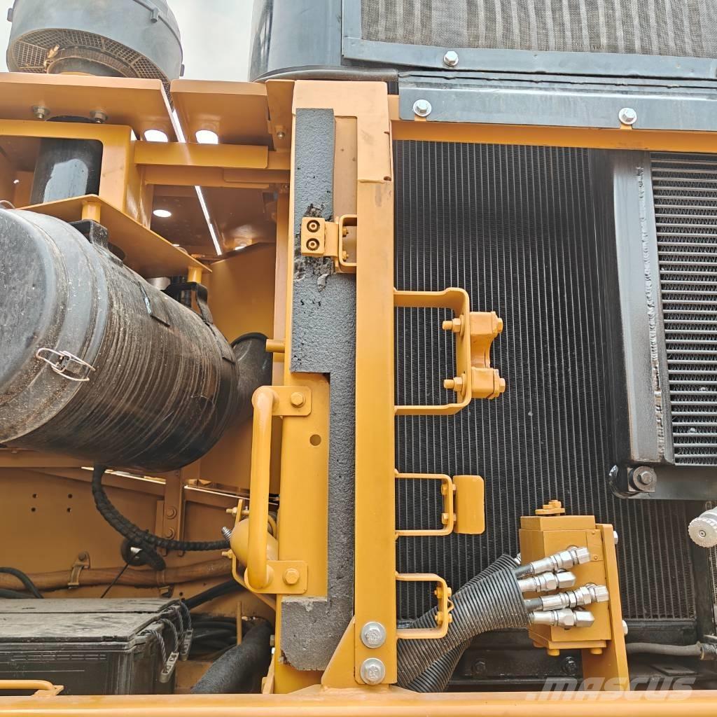 CAT 336 D L Roomikekskavaatorid