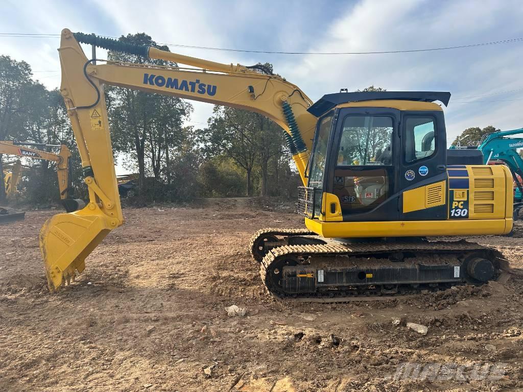 Komatsu PC 130 Väikeekskavaatorid 7t-12t