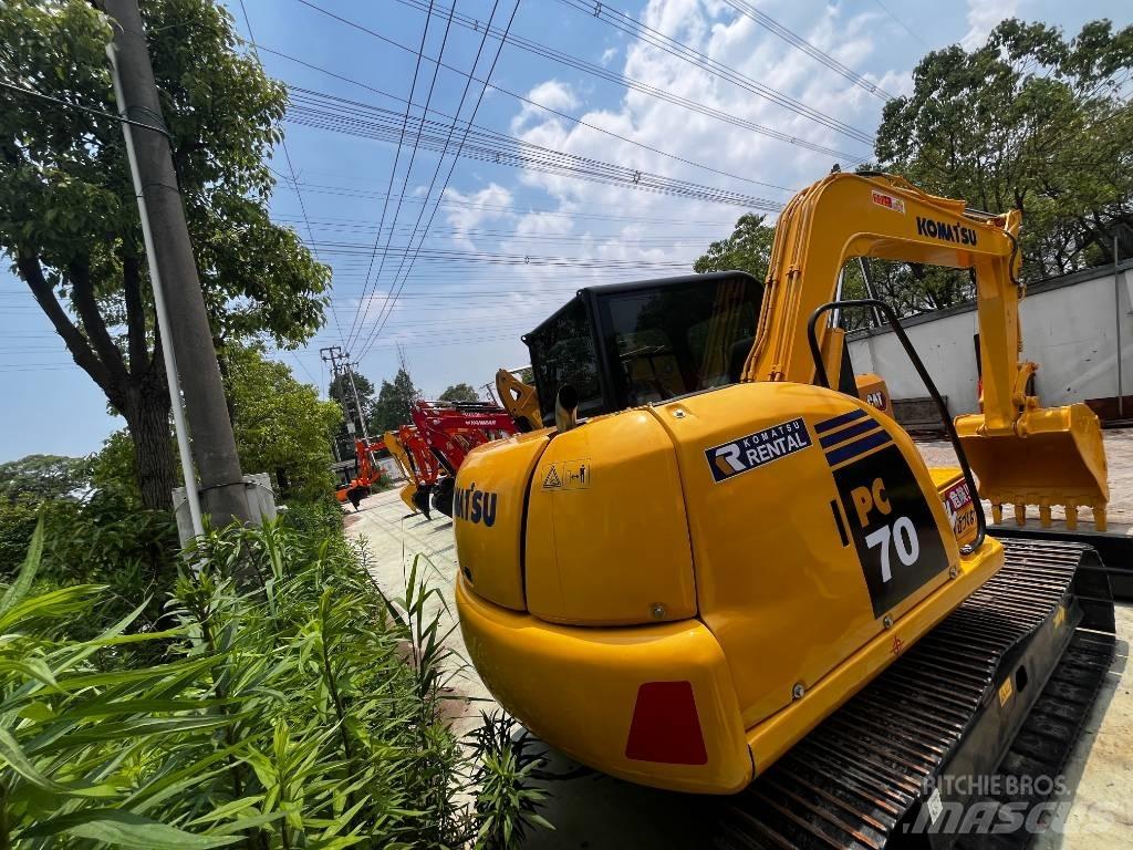 Komatsu PC 70 Väikeekskavaatorid 7t-12t