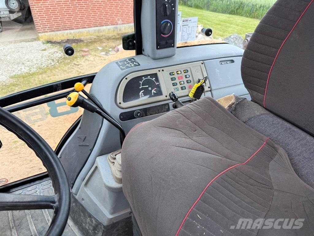 Fermec 860 Ekskavaatorlaadurid