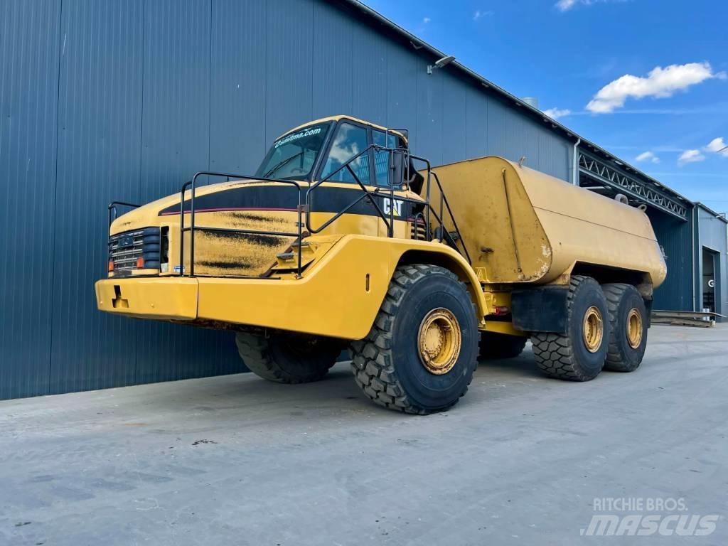 CAT 740 WATER TRUCK Veepaagiga autod
