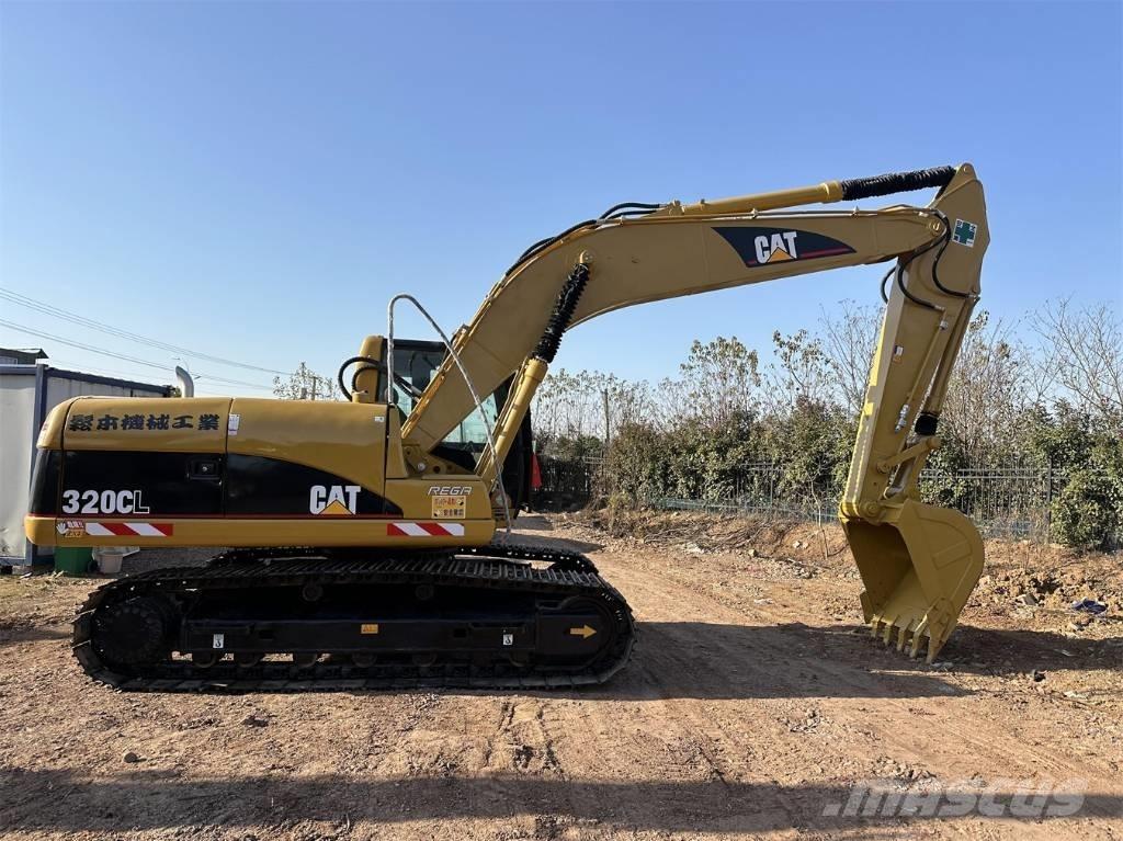 CAT 320CL Roomikekskavaatorid
