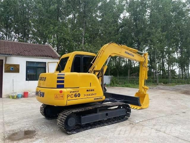 Komatsu PC 60-7 Roomikekskavaatorid