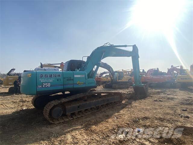 Kobelco SK250-8 Roomikekskavaatorid