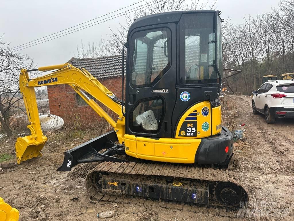 Komatsu PC 35 MR Roomikekskavaatorid