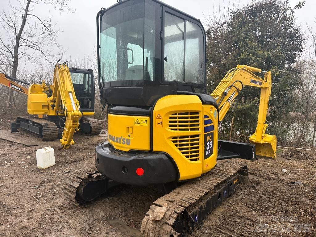 Komatsu PC 35 MR Roomikekskavaatorid