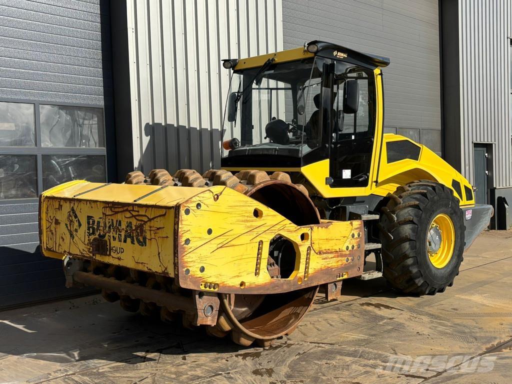 Bomag BW219PDH-5 Ühe trumliga rullid