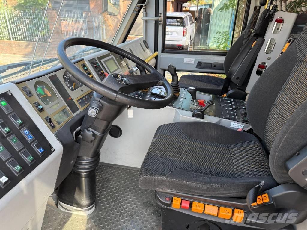 MAN X 1000 , 8 x 8 Tuletõrjeautod