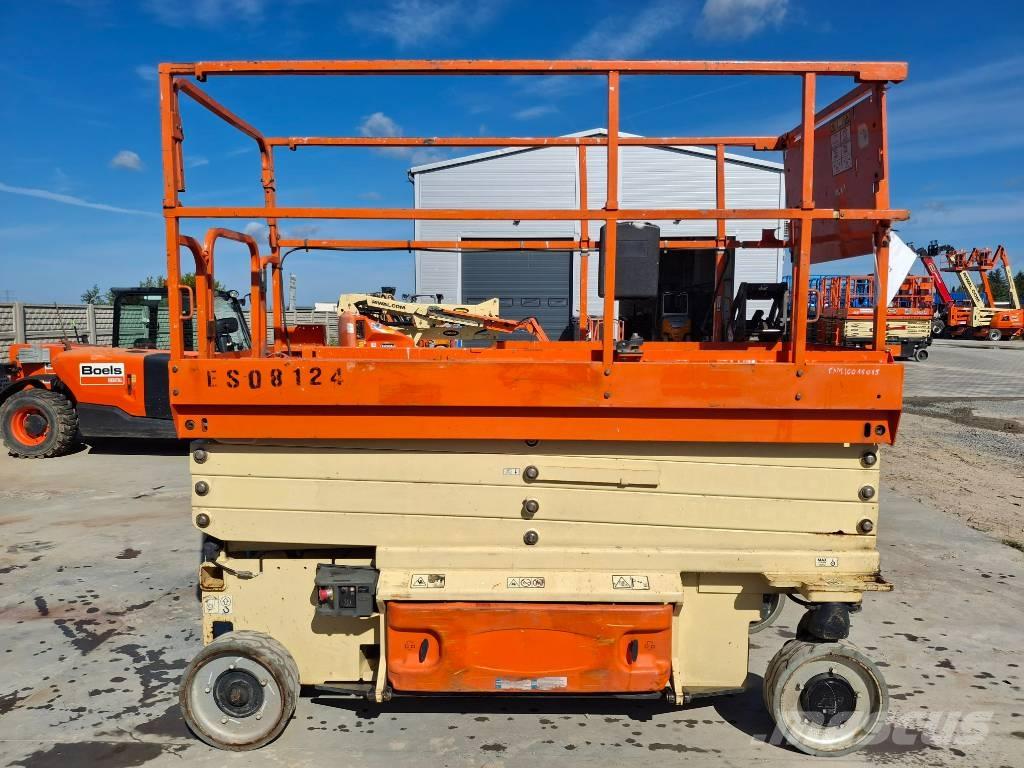 JLG 2646ES Käärtõstukid