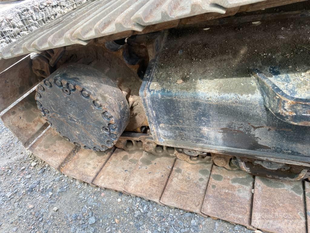 Komatsu PC 240 LC Roomikekskavaatorid