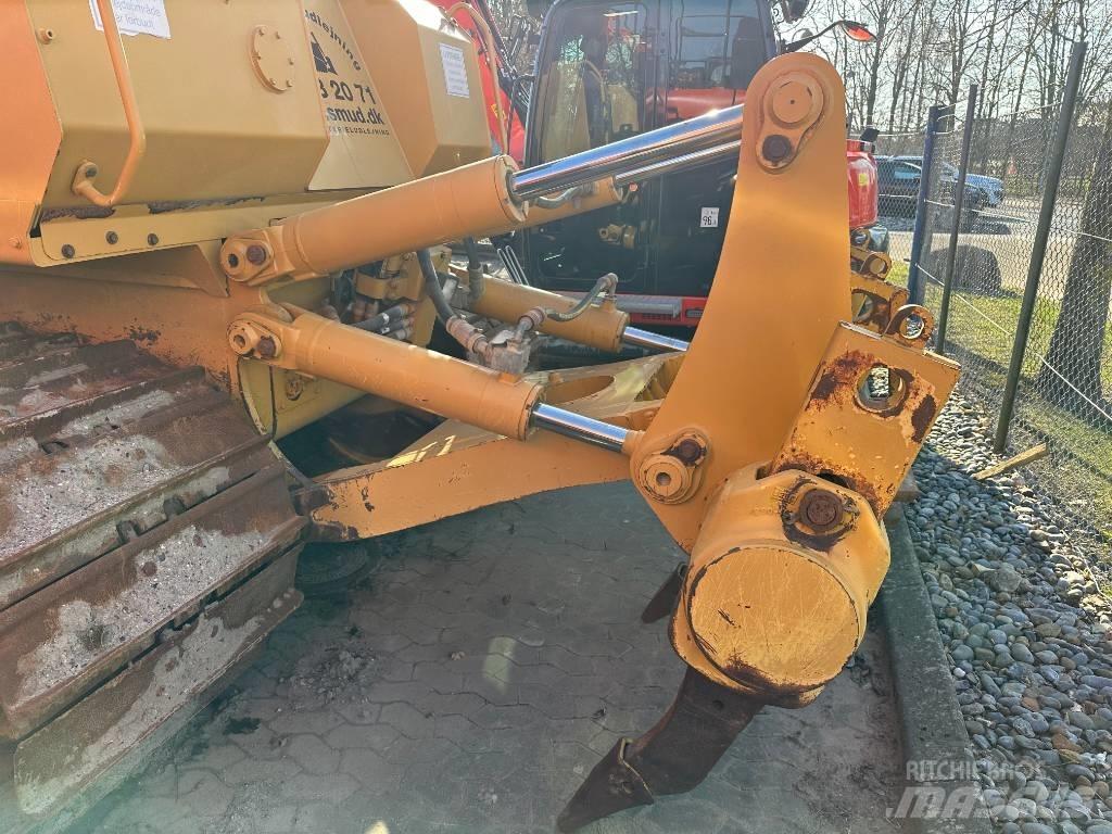CAT D 7 E LGP Buldooserid