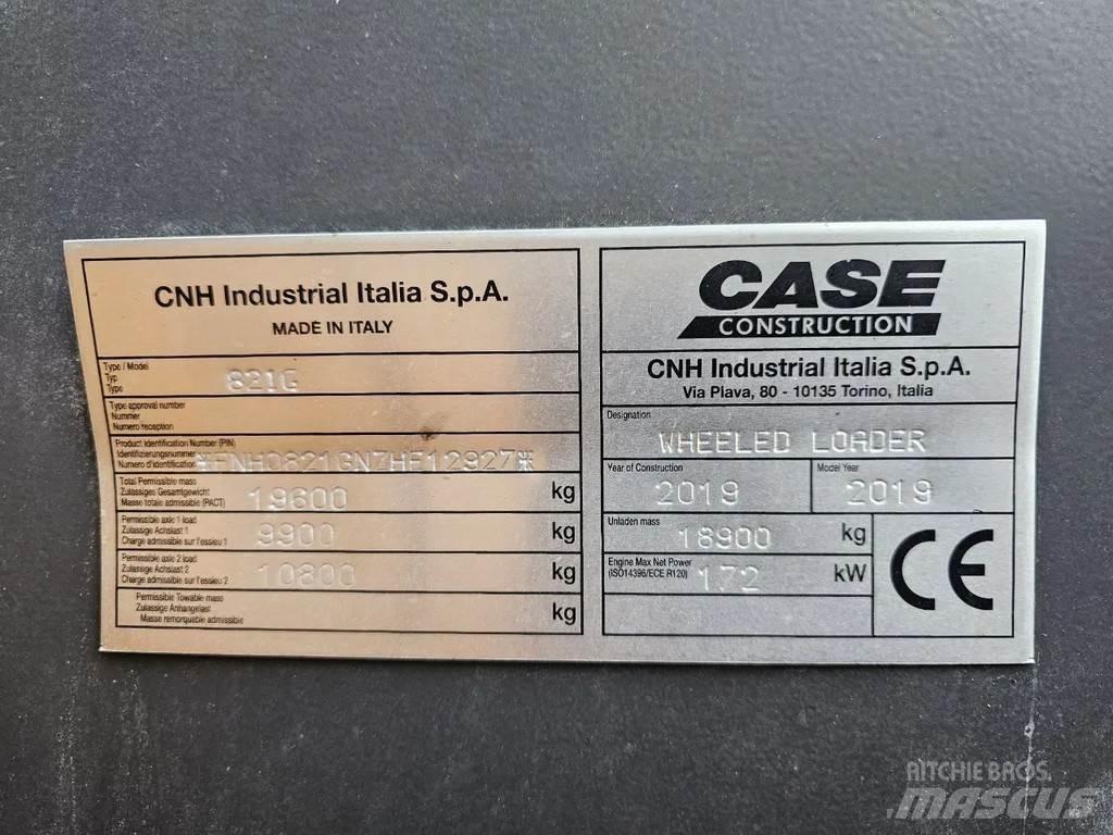 CASE 821G Rataslaadurid