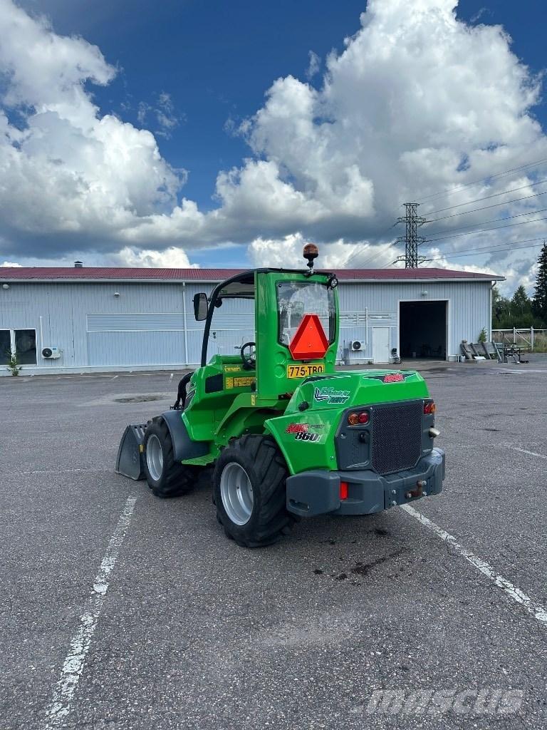 Avant 860 i Väikelaadurid