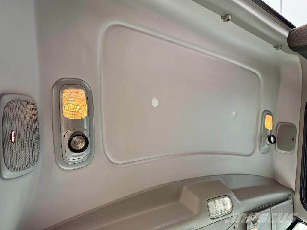 Peterbilt 389 Sadulveokid