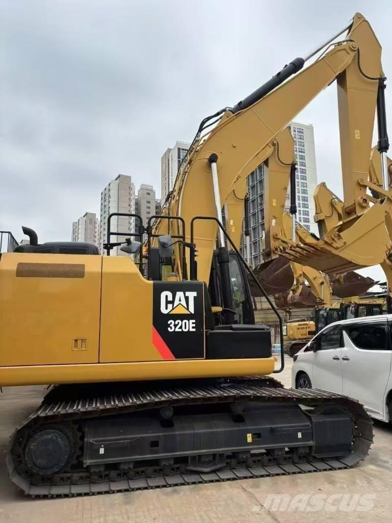 CAT 320 E Roomikekskavaatorid