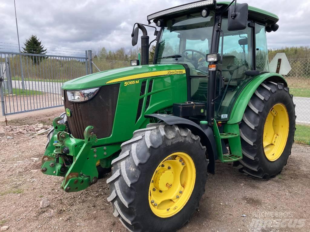 John Deere 5085 M Traktorid