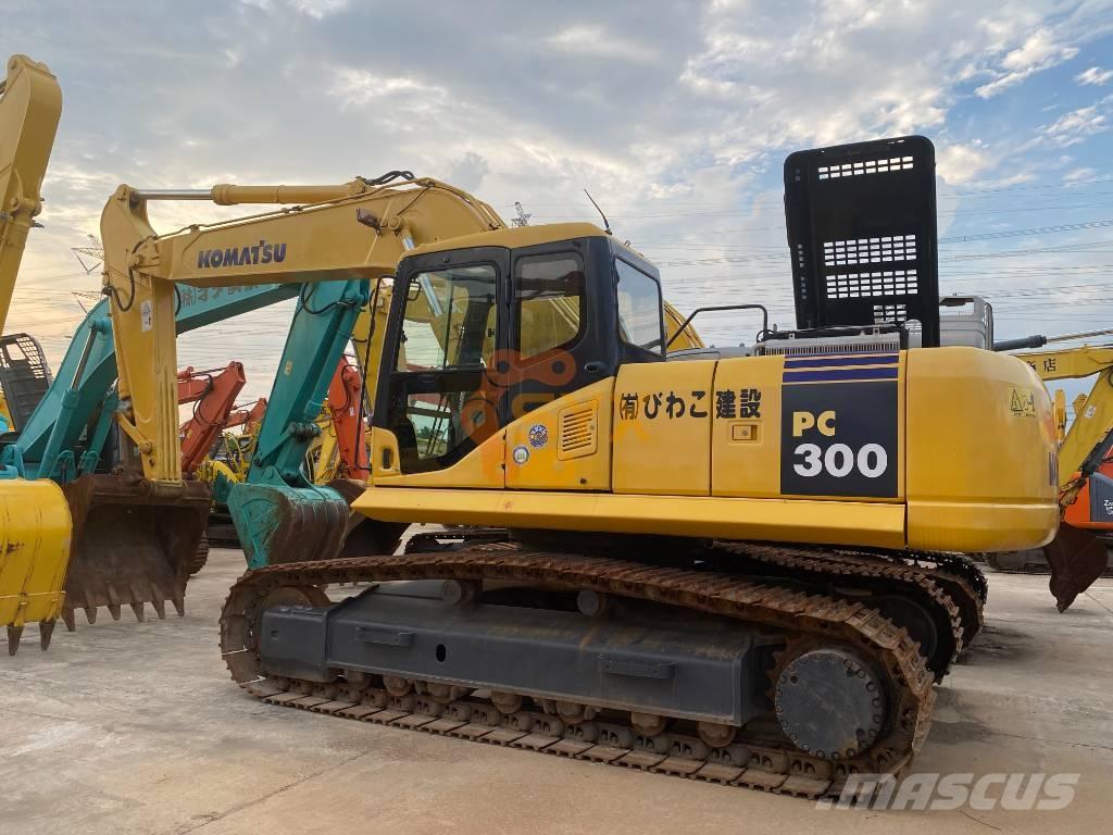 Komatsu PC 270 Roomikekskavaatorid