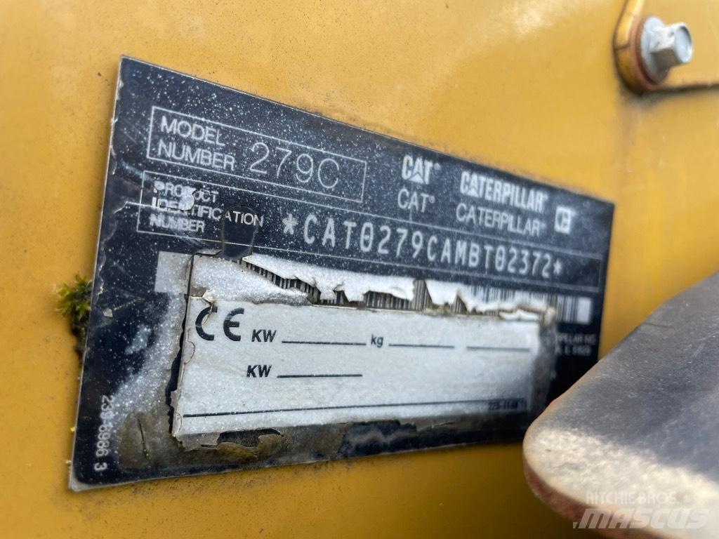 CAT 279 C Kompaktlaadurid