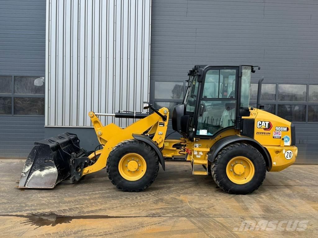 CAT 908M Rataslaadurid