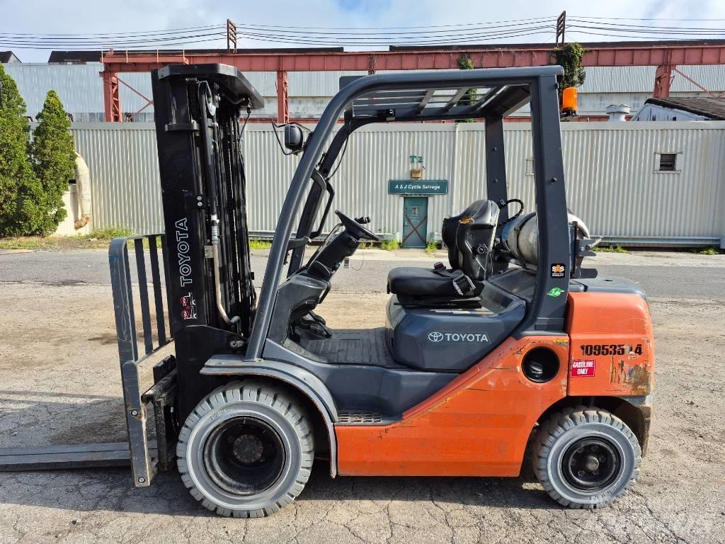 Toyota 8 FGU 25 Kahveltõstukid - muud
