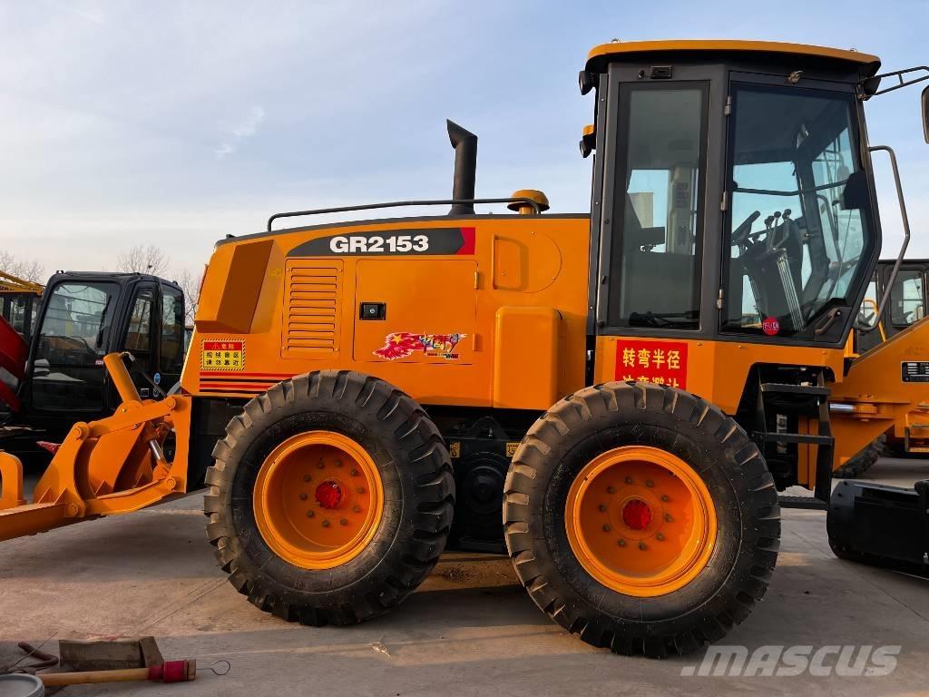 XCMG GR 2153 Ratasbuldooserid