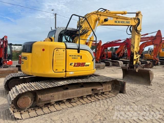 New Holland E 135 SR Roomikekskavaatorid